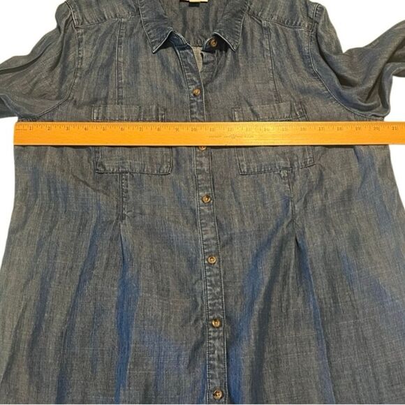 J. Jill Dark Blue Denim Button Up Long Sleeves Collared Top Size Medium - Picture 9 of 10